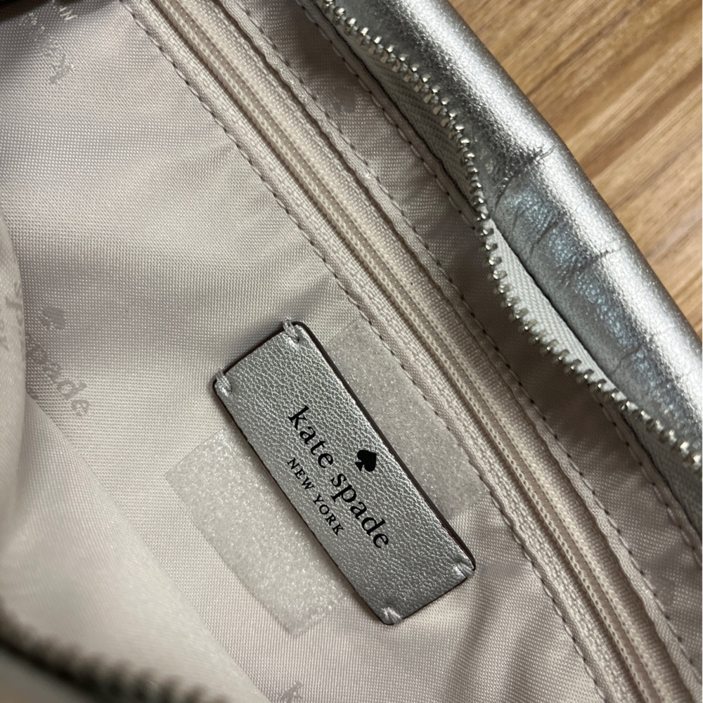Kate Spade Anya metallic silver crossbody clutch NWT vegan leather chain bag - Picture 10 of 15